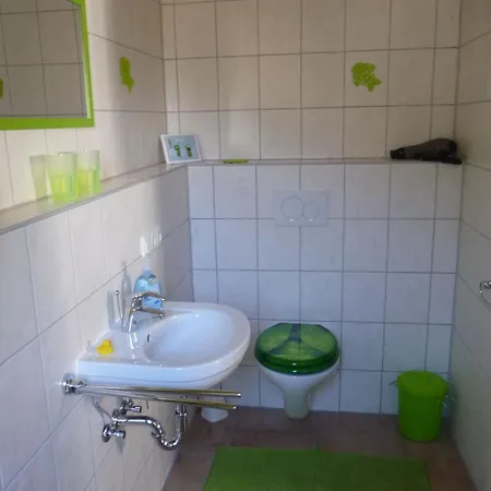 דירה 4_zimmer_ferienwohnung *